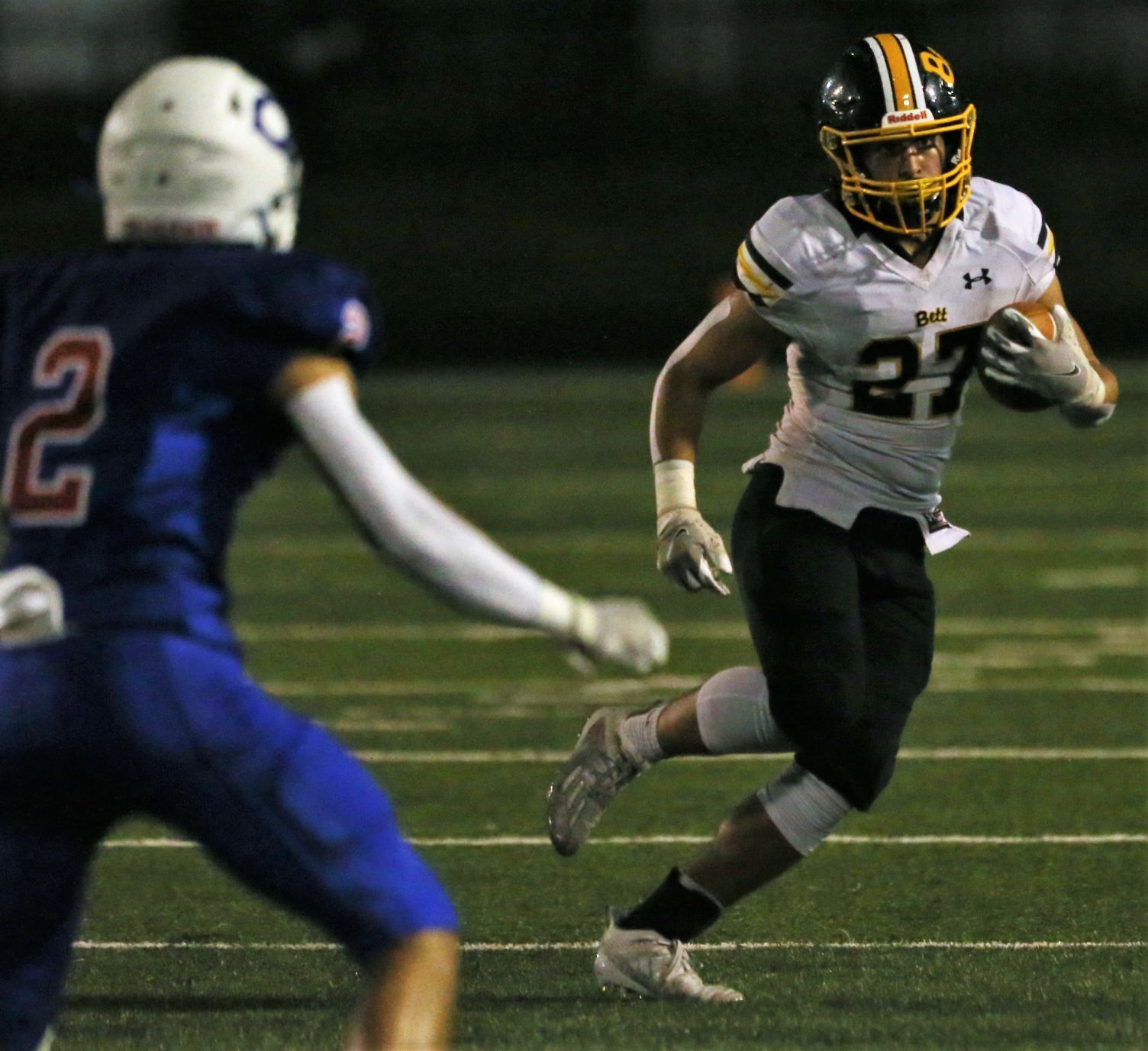 092421-qc-spt-bett-central fball4.jpg
